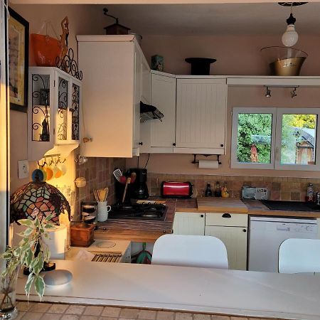 Bed and Breakfast Le Jardin Des Selves Draguignan Exterior foto