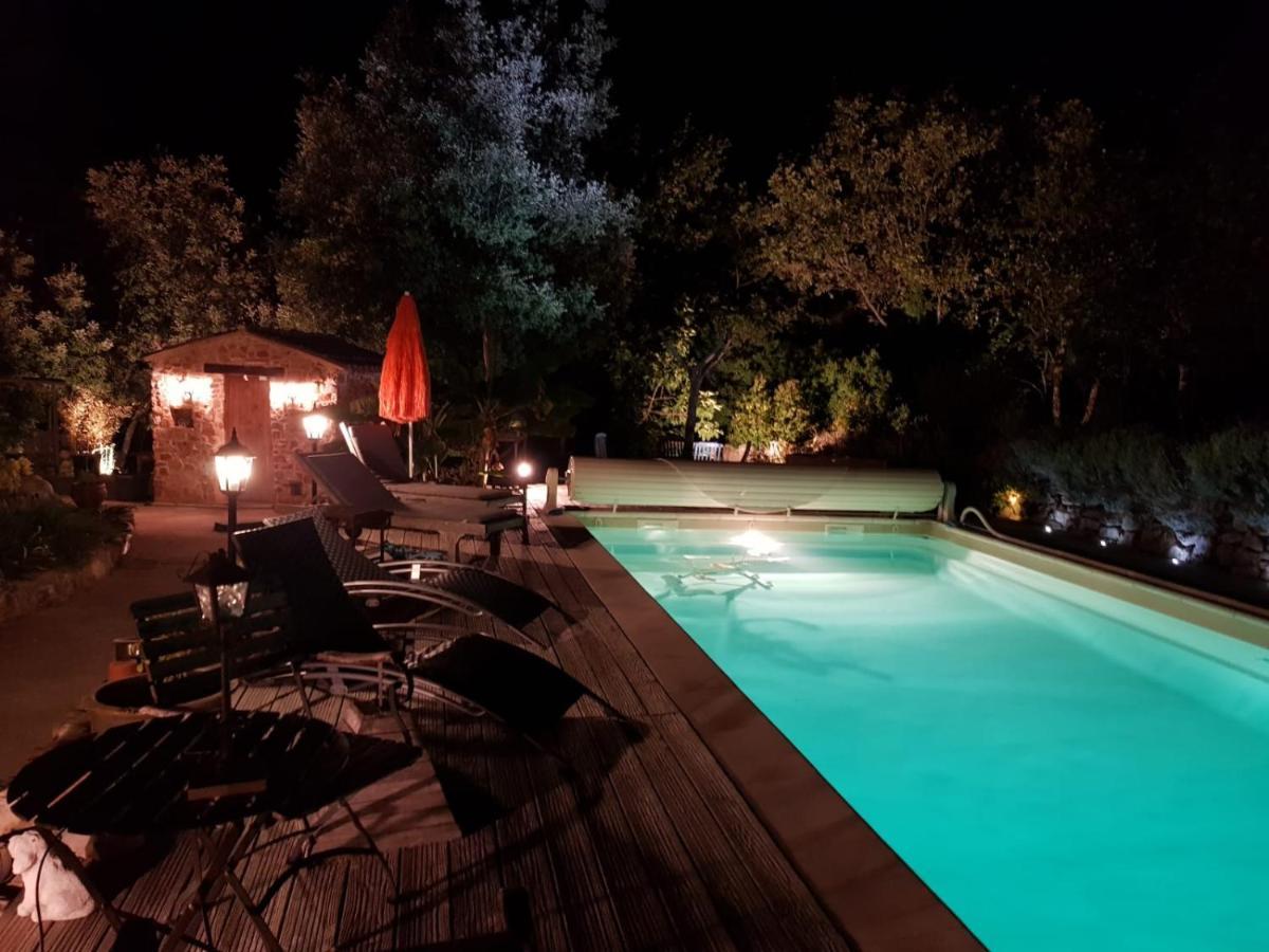Bed and Breakfast Le Jardin Des Selves Draguignan Exterior foto