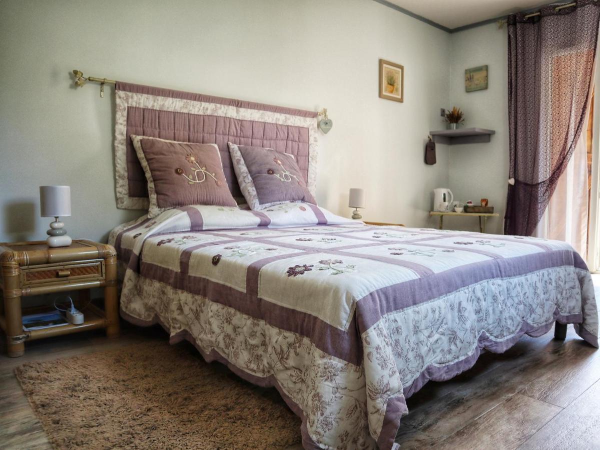 Bed and Breakfast Le Jardin Des Selves Draguignan Exterior foto